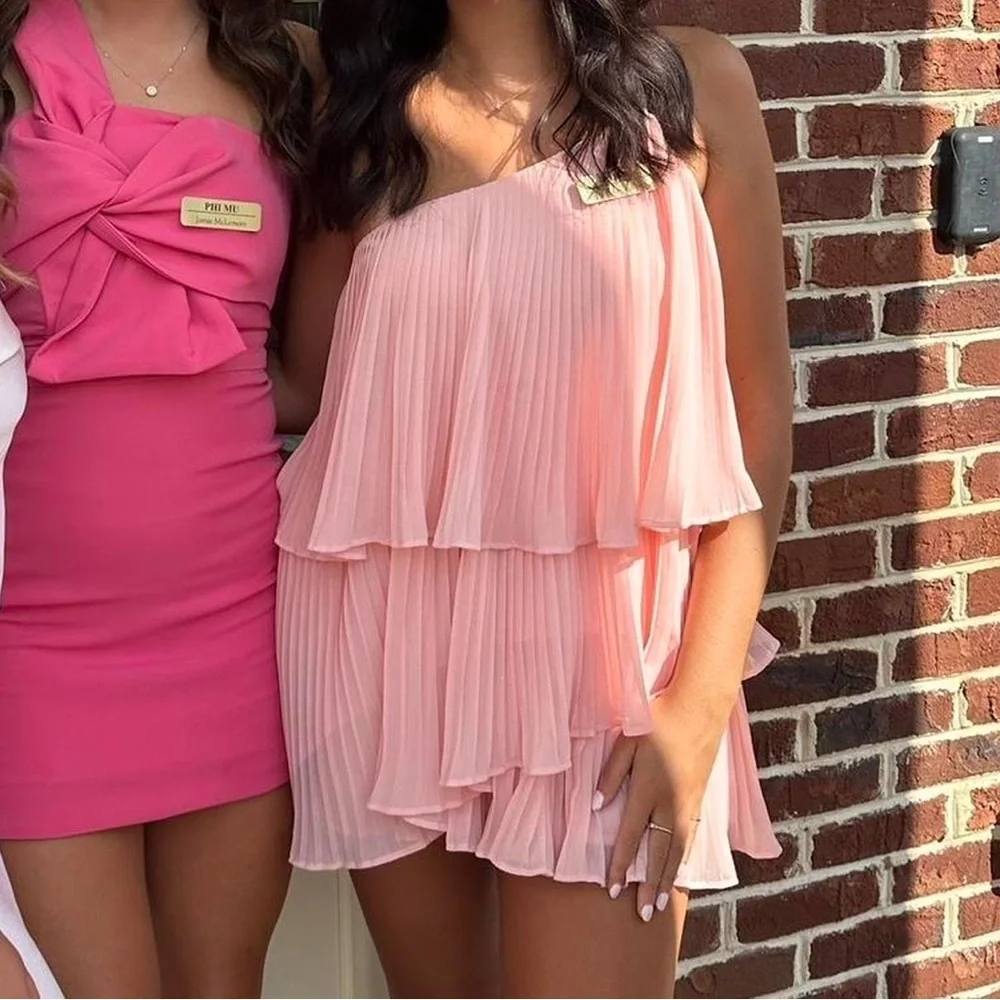New! NBD Material Girlfriend Bubble Pink Pleated Babydoll Minidress 🎀 Medium - Picture 4 of 10